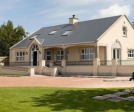 Causeway Lodge بوشميلس المظهر الخارجي الصورة