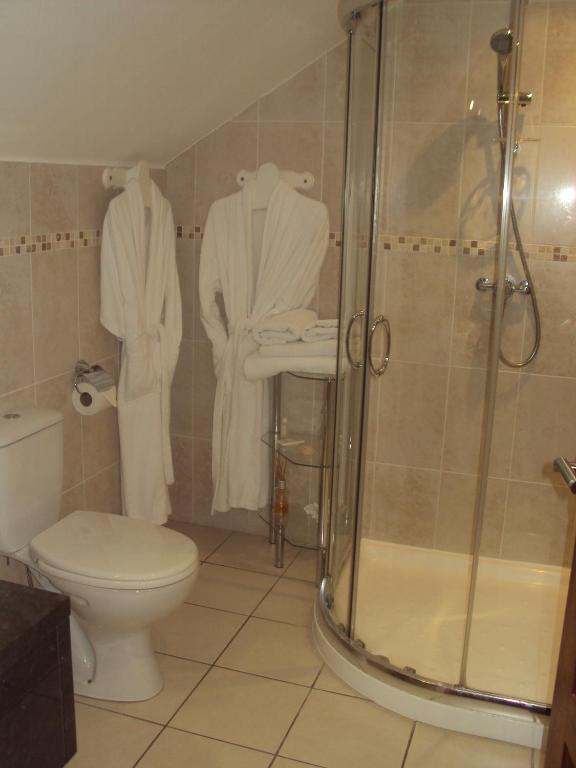 Causeway Lodge بوشميلس الغرفة الصورة