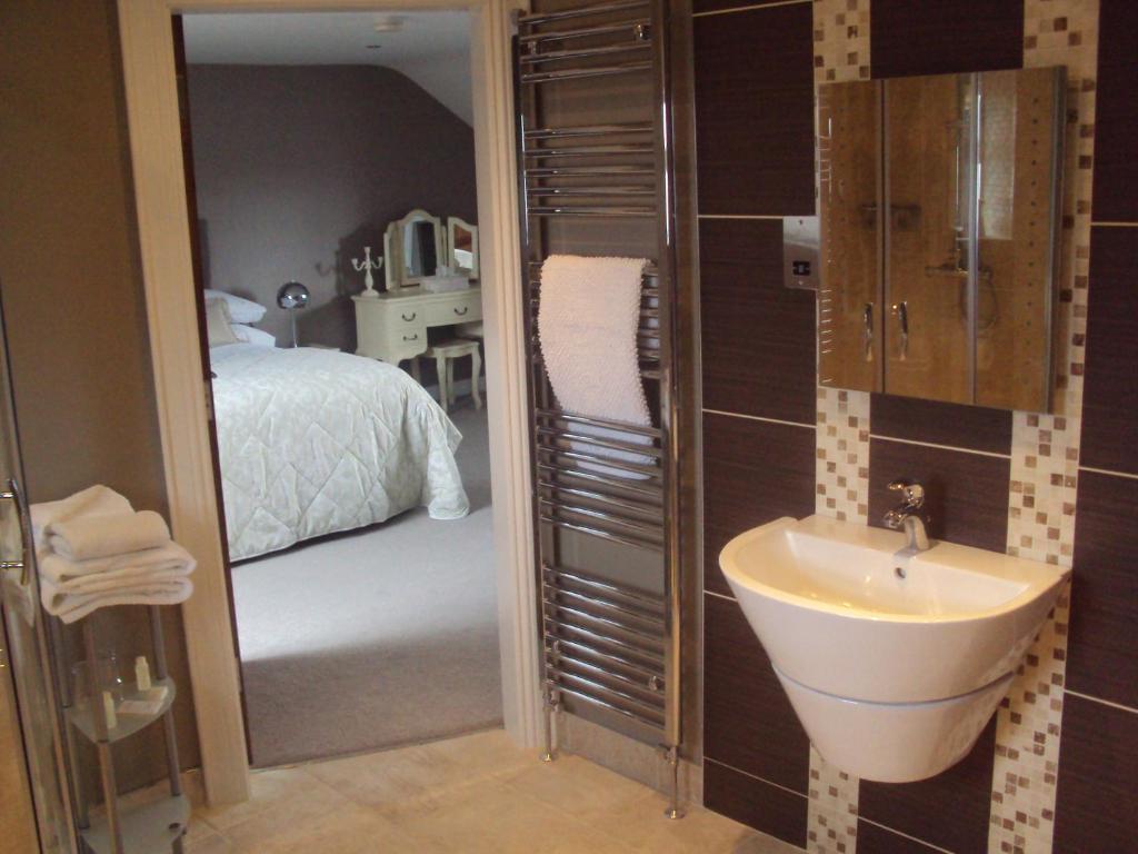 Causeway Lodge بوشميلس الغرفة الصورة