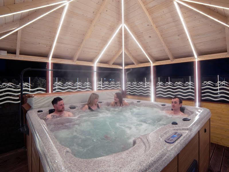 Causeway Lodge بوشميلس المظهر الخارجي الصورة